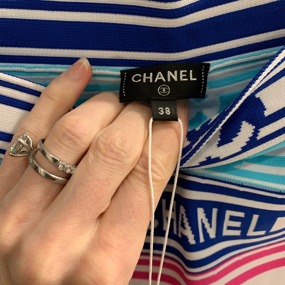 💢Sold💢NWT Chanel 2019 19 Spring Logo skirt sz 38 - Picture 7 of 8
